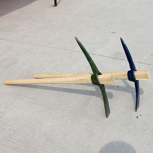 锻打洋镐钢镐纯钢鹤嘴锄头农具建筑工具大军镐