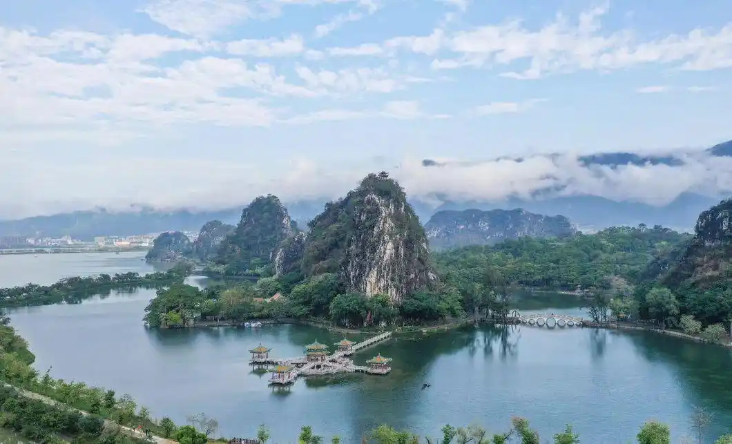 资讯 最新资讯七星岩,鼎湖山是肇庆的网红景点, 不少来肇庆的游客都会