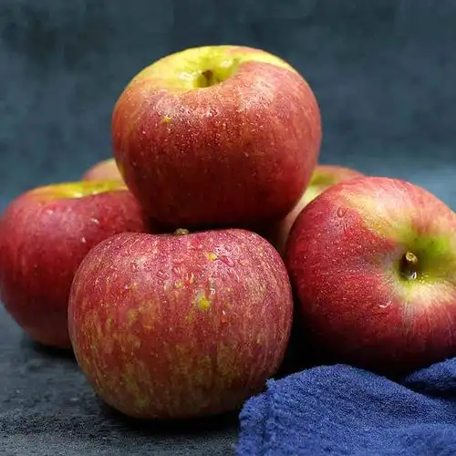 西沛生鲜四川凉山盐源丑苹果3斤大果7585mm箱装当季新鲜水果