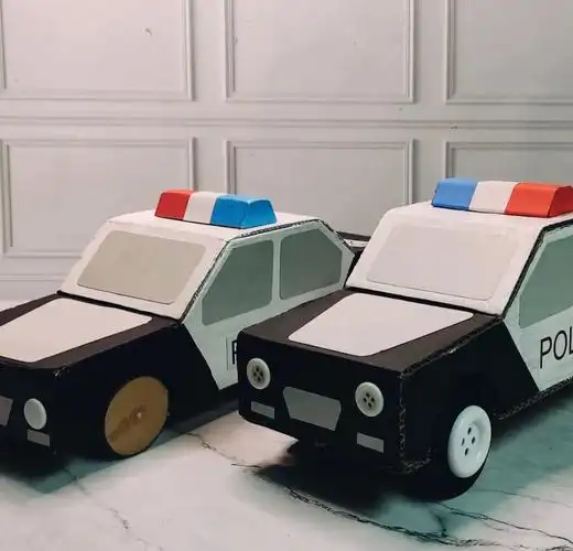 今日分享纸板警车03创意手工在家早教