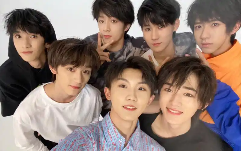 tnt时代少年团歌曲应援教学更至相遇