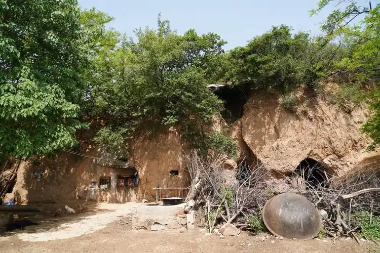 58岁农民大哥隐居深山40年人称世外高人处世之道有意思