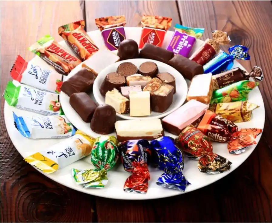 近两年最火的新年糖果吃一口就找回了儿时的年味儿