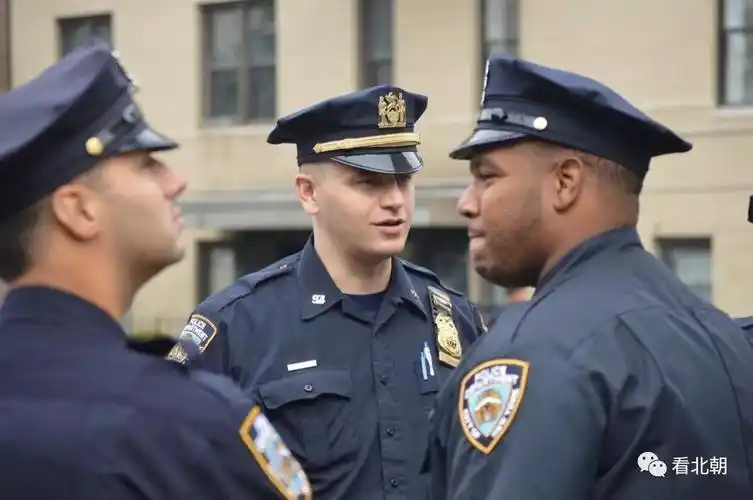 纽约警察局的警长们正牌nypdsergeants执勤图集