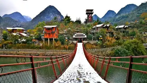 去娘娘山温泉度假小镇赴一场冰与火的极致之旅