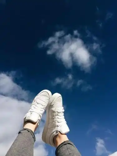 摄影技巧丨学会利用天空拍出活力文艺美照