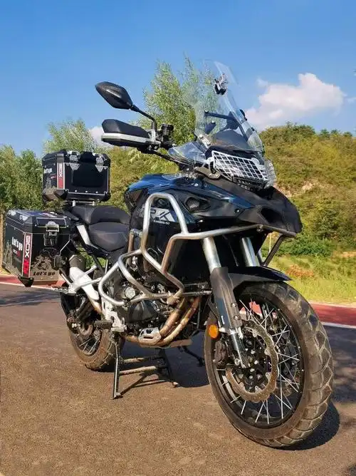 适用trk贝纳利金鹏502/502x摩托车改装尾箱铝合金三箱护杠 银色304