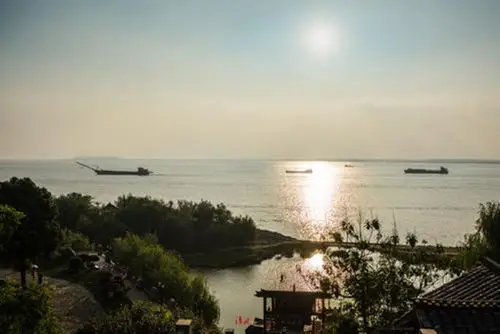 五一来岳阳游玩,除了打卡岳阳楼,洞庭湖,这四个景点也不要错过