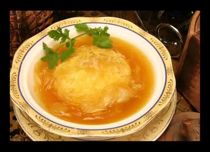 鸿运鱼翅羹