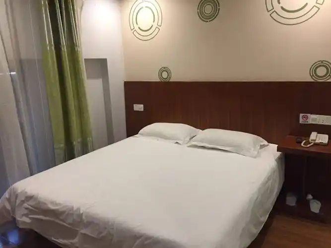 三人间二人间单人间2019暑期住宿快捷酒店