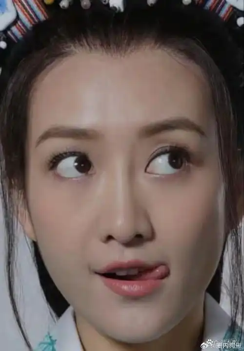 42岁王鸥表情包,魅力四射