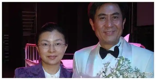 郭凯敏:与陪伴6年的张芝华离婚后,转身娶尤勇前妻,现状如何?