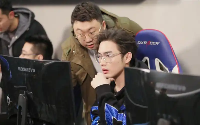 张彬彬超越吧英雄特约版第五期cut