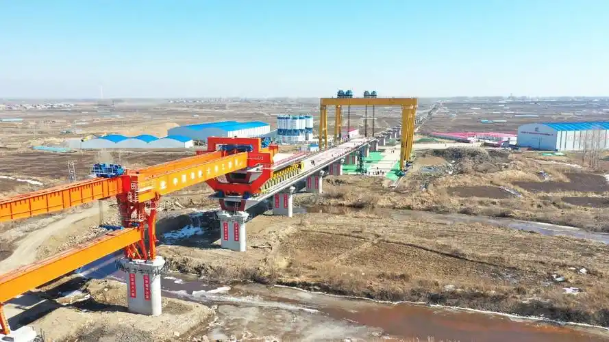 哈伊高铁哈尔滨至铁力段进入架梁施工阶段