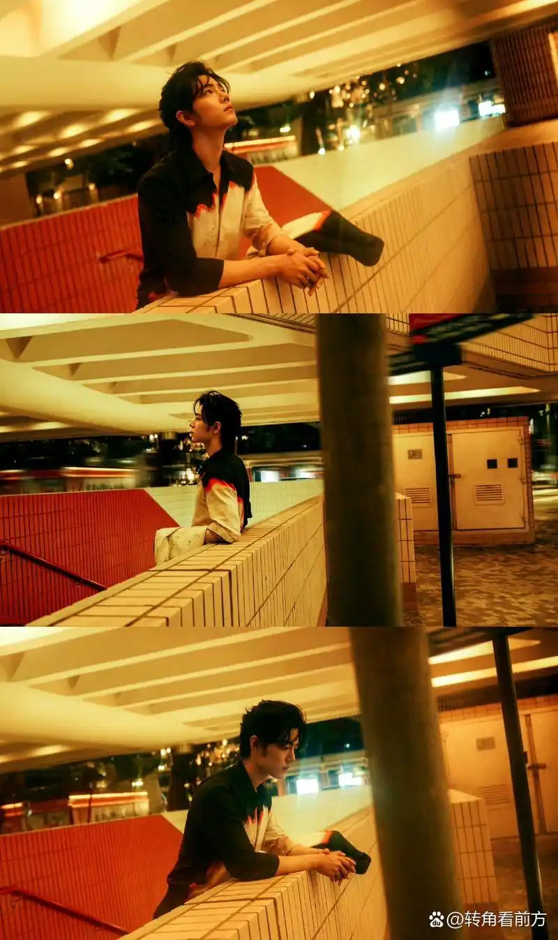 肖战身穿alexander mcqueen 2023早秋男装系列灼染西装亮相大湾区音乐