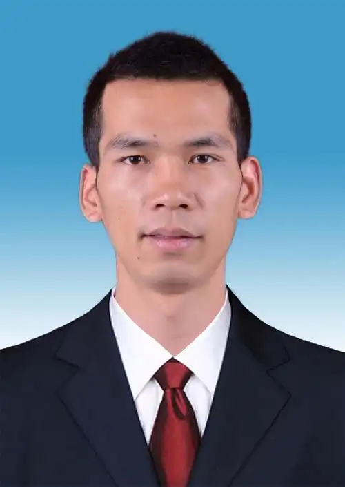 马关县代表团王元波[布依族]马关县代表团王大敏[汉族]马关县代表团