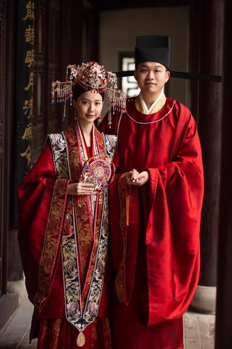 宋制婚服租赁重回汉唐传统中式婚礼仪式情侣照婚纱照话剧表演服