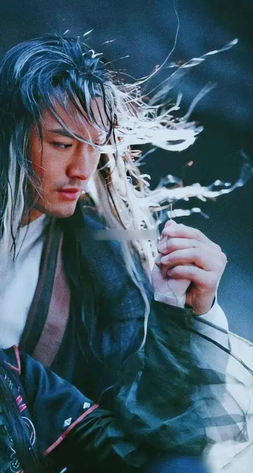 不败经典!网友考古06版神雕侠侣记者会,刘亦菲黄晓明肤色差惊人