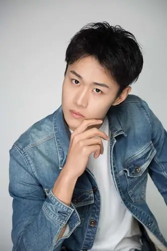 上戏的帅气小哥