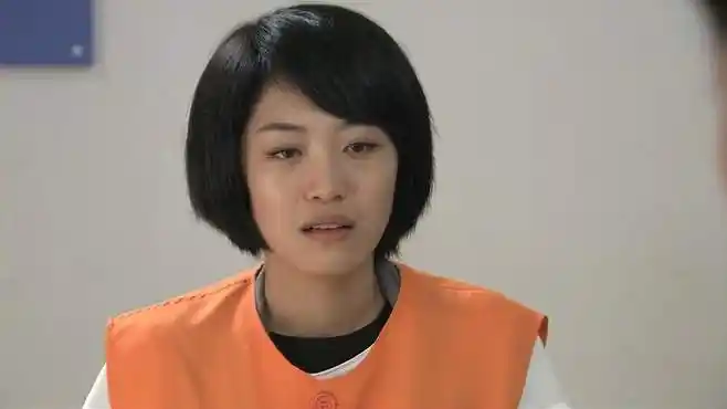 带泪梨花17:女毒枭被判死刑,行刑前吃完最后一顿饺子,泪流满面-影视综