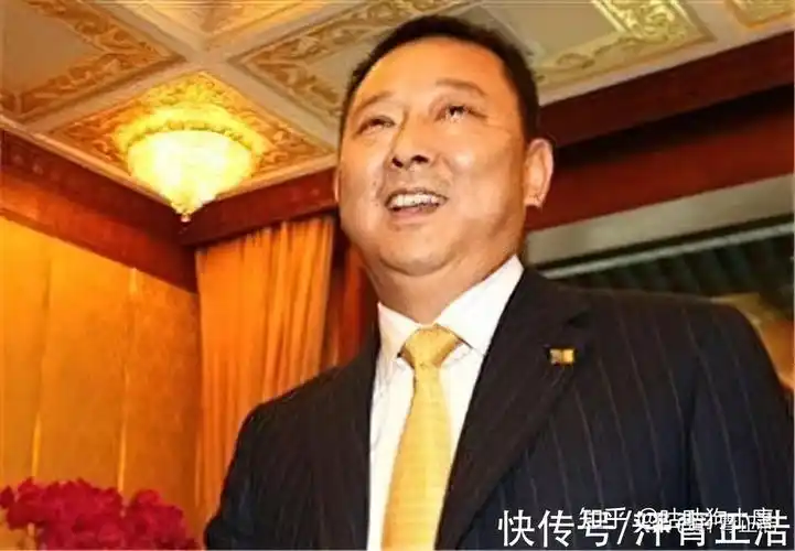 为汶川捐5000万的刘汉表面慈善家背地黑老大法庭上哭得像娃娃