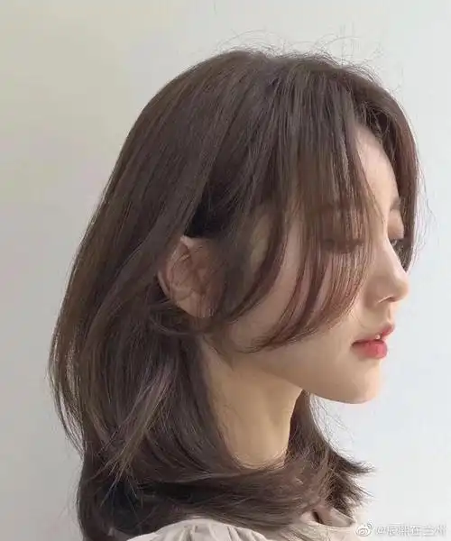 我跟我的直男朋友说要搞一个八字刘海