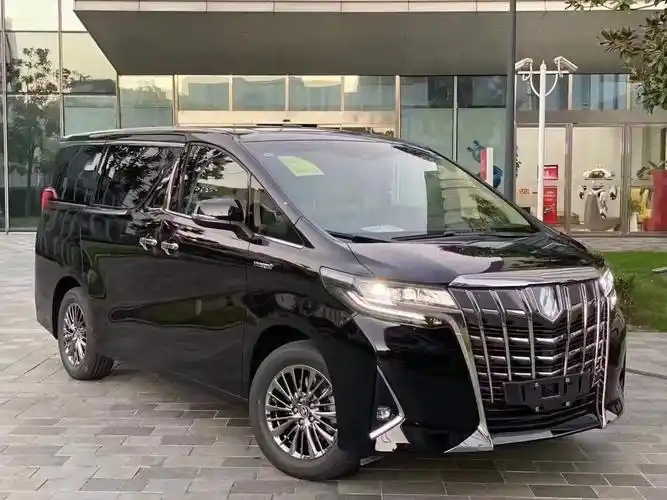 2023款国六丰田埃尔法酬宾让利大空间合理布局