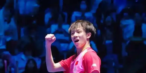 乒乓球世界杯4-0大胜张本智和,与马龙胜利