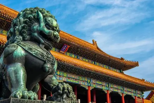 拍摄于北京故宫.太和门前的铜狮子象征着皇家的威严