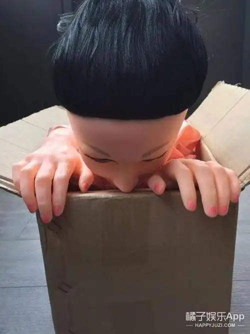 小伙儿花5000块买充气娃娃收到的一瞬间傻眼了