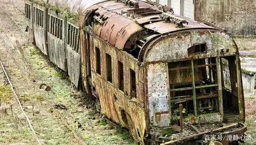 废弃的火车