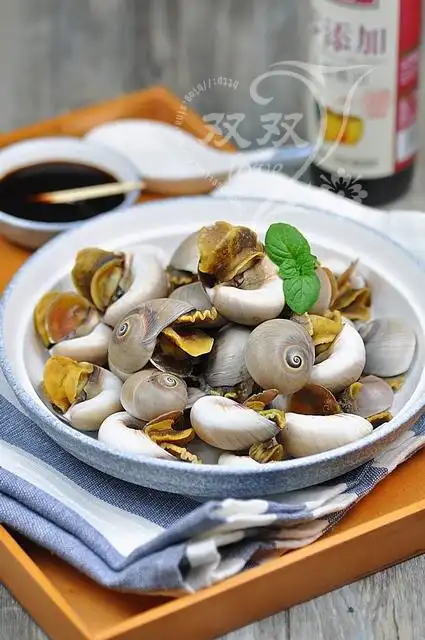 【详图细解】白灼香螺 香辣香螺的做法