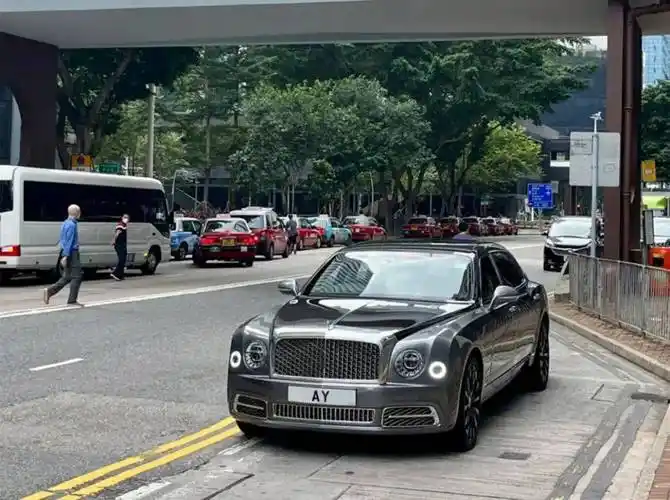 盘点香港富豪们的豪车和个性车牌_太平洋号