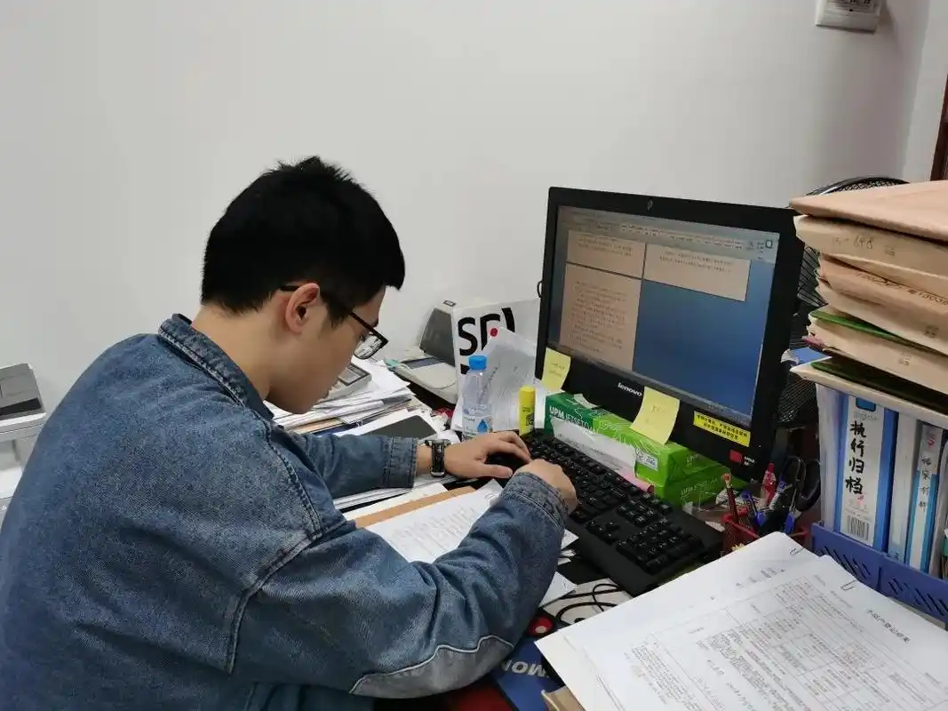 点点星光奋战正酣惠阳法院加班那些小事