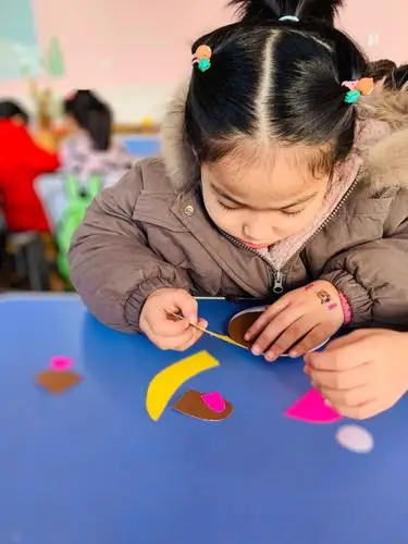 小龙人幼儿园兰陵旗舰园——哆啦a梦班《牛气十足》手工课