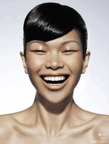 闯入世界模特圈的吕燕