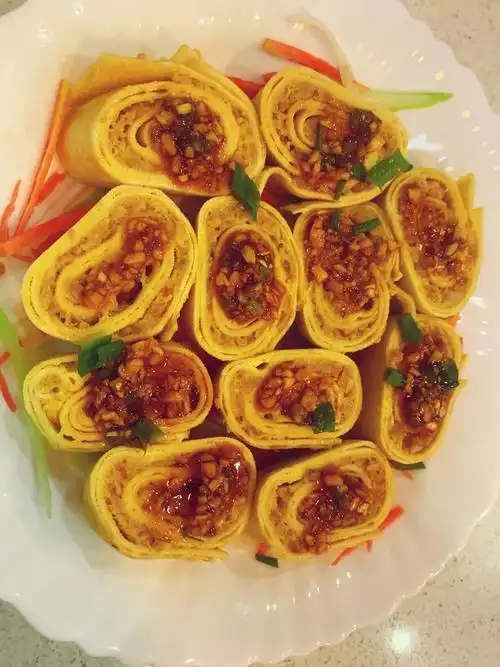 千张肉馅卷的做法