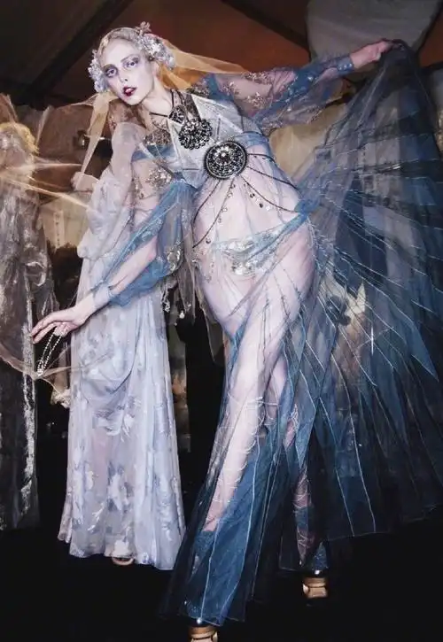 john galliano fw 2009 鬼才海盗爷的异域新娘,极致的妖娆鬼魅.