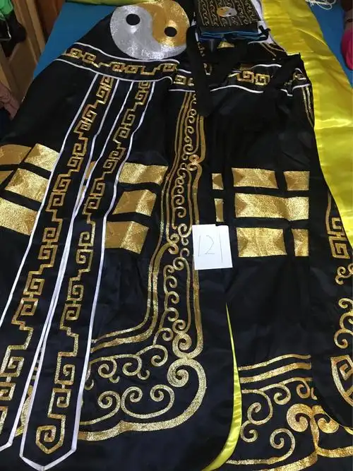 121黑色八卦衣(有帽子)