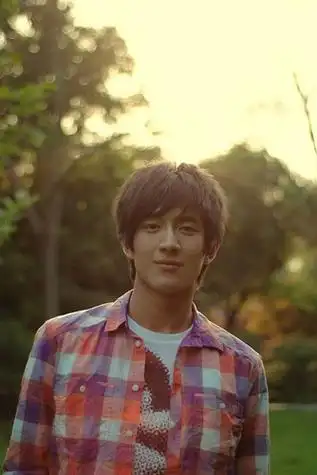 "十四阿哥"林更新学生照曝光 成熟似"大叔"(图)(5)