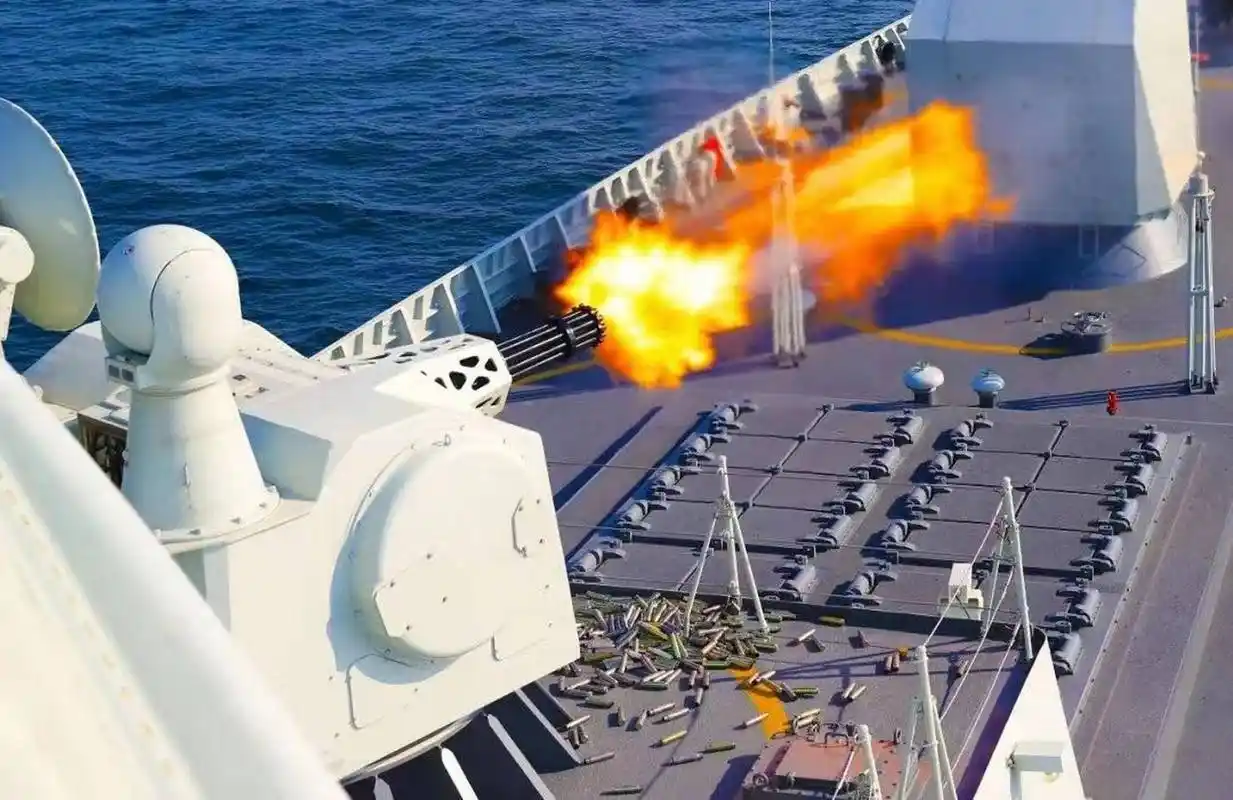 1130近防炮开火一个小时,中国就要花掉10个亿!