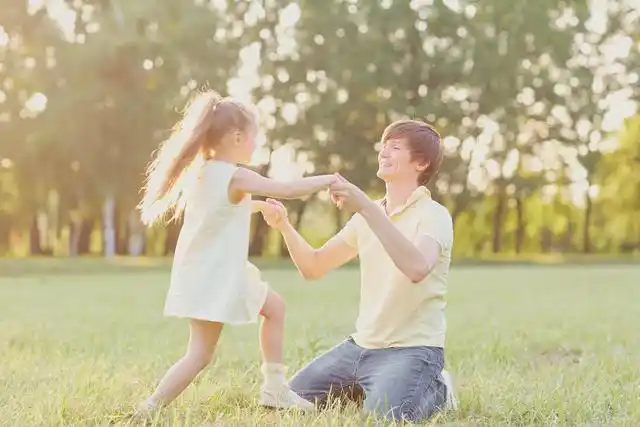 我们大人往往考虑的是,孩子的安全,清洁