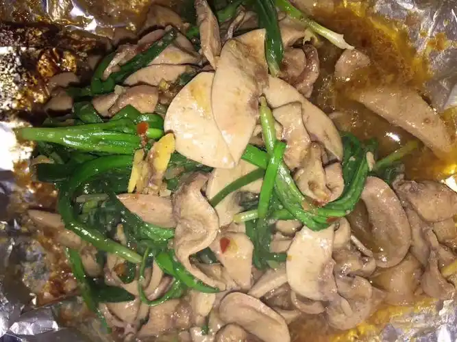 锡纸烤猪腰25元/份