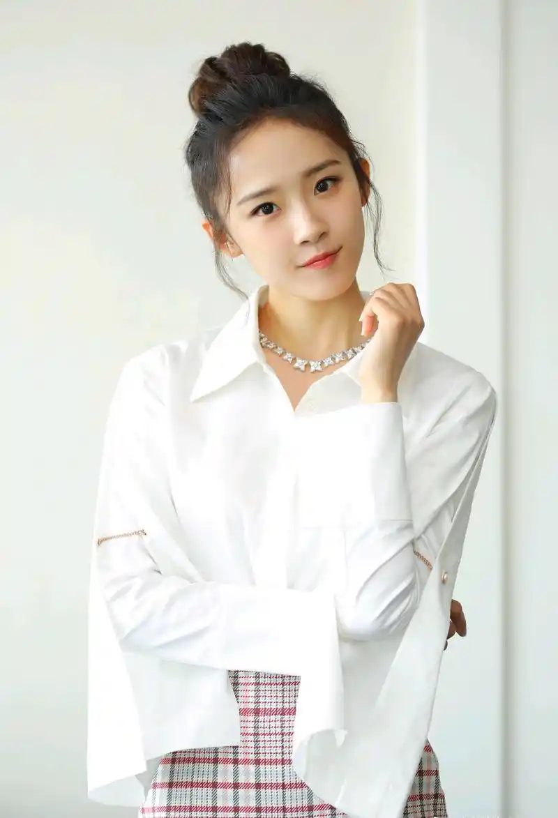 精美图集|卢洋洋,漂亮甜美的女演员