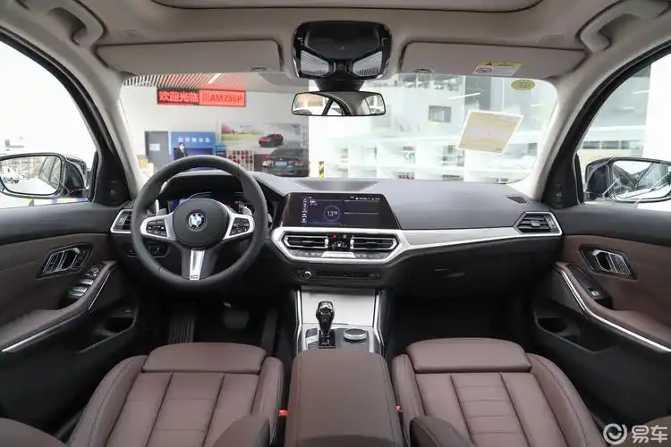 【宝马3系2020款330li xdrive m运动曜夜套装中控台整体汽车图片-汽车