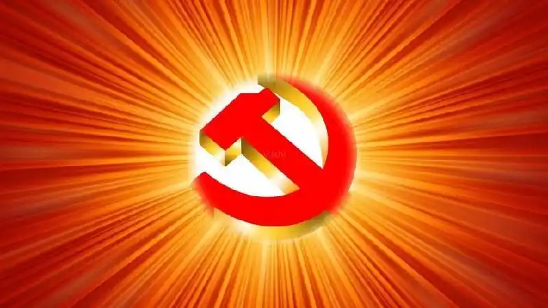 荐赏胸前闪烁的党徽作者兼主播张修良主播惠玲玲中华诗经阁编委