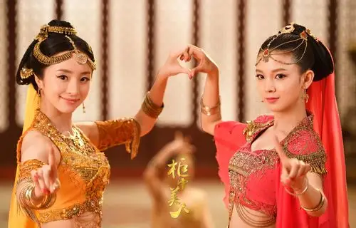 柜中美人胡冰卿 饰 黄轻风陈瑶 饰 胡飞鸾