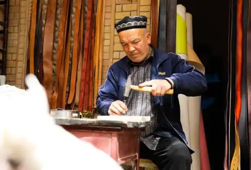 藏在喀什古城深巷里的手工匠人