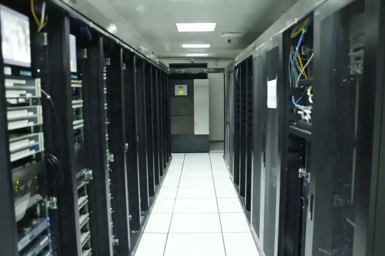 香港新世界电讯数据中心 - 香港idc机房,新世界idc机房,香港数据中心