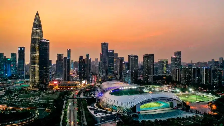 华润深圳湾"春茧"体育中心外观图片